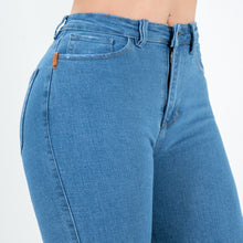 Cargar imagen en el visor de la galería, JEANS BOTA CAMPANA REF: 1077
