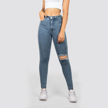 Cargar imagen en el visor de la galería, JEANS SKINNY REF: 1018
